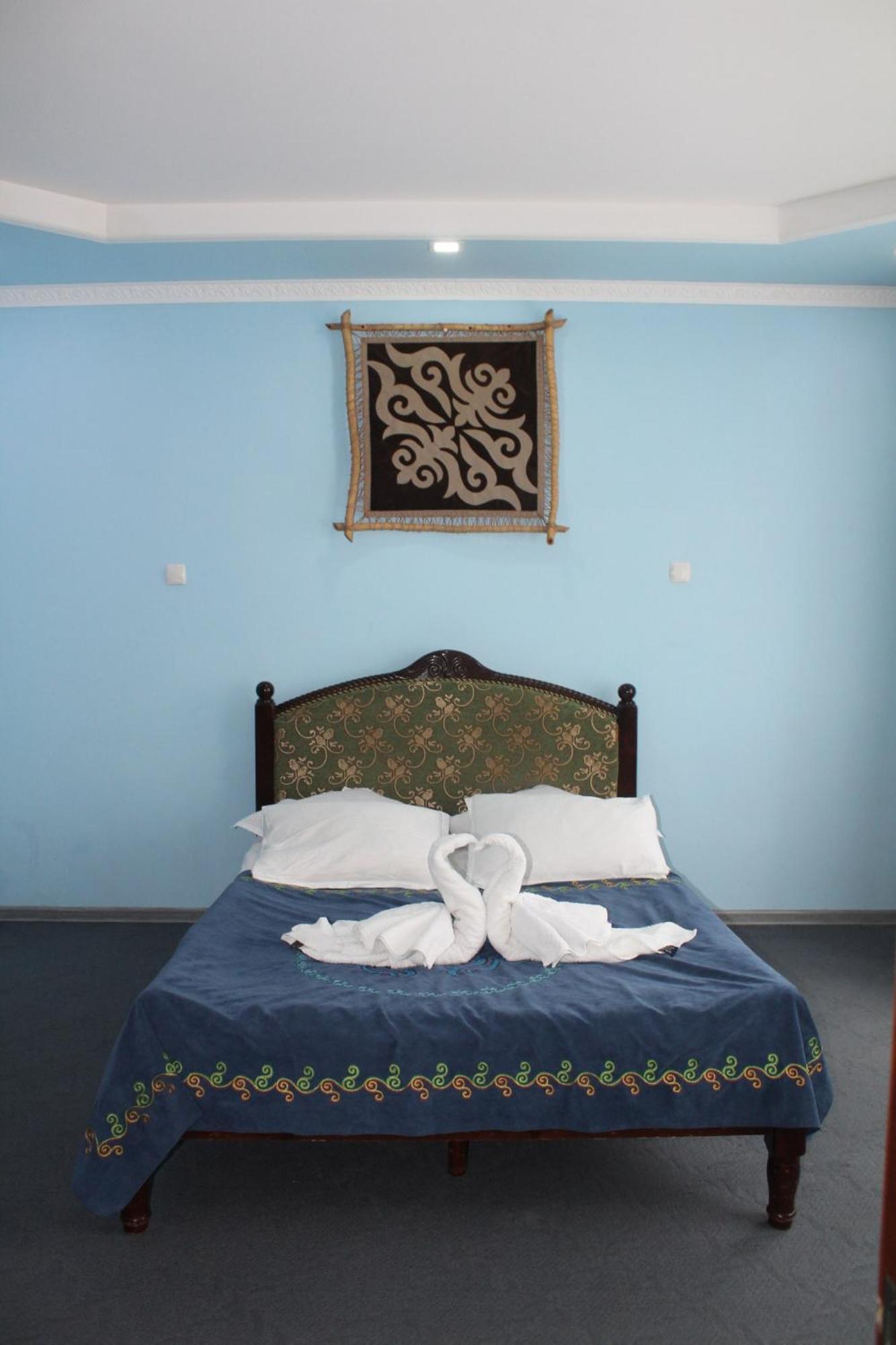 Guest House Emily Bokonbayevo Dış mekan fotoğraf