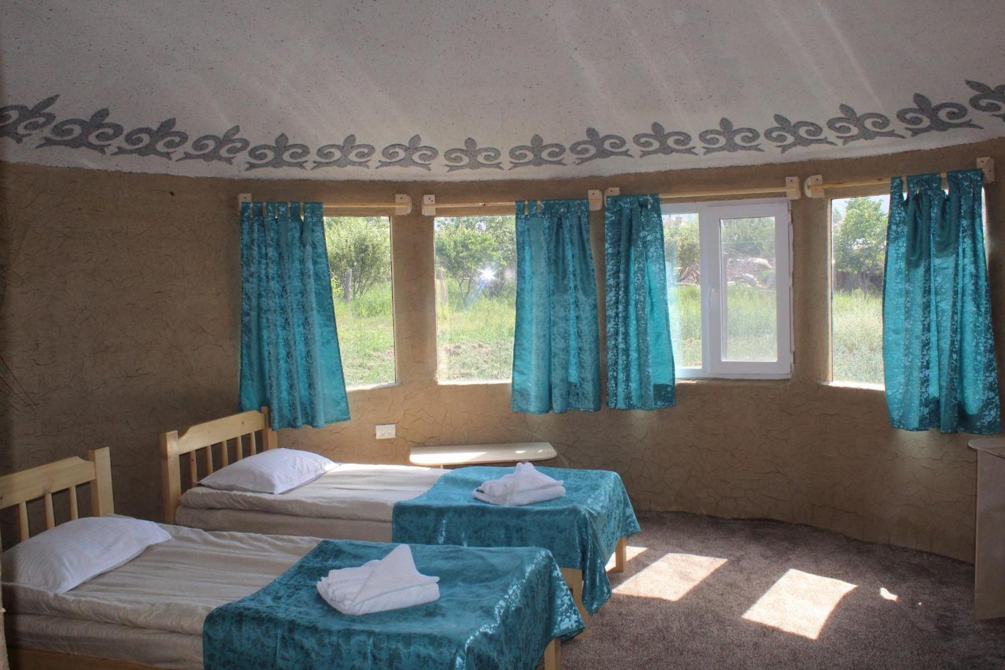 Guest House Emily Bokonbayevo Dış mekan fotoğraf
