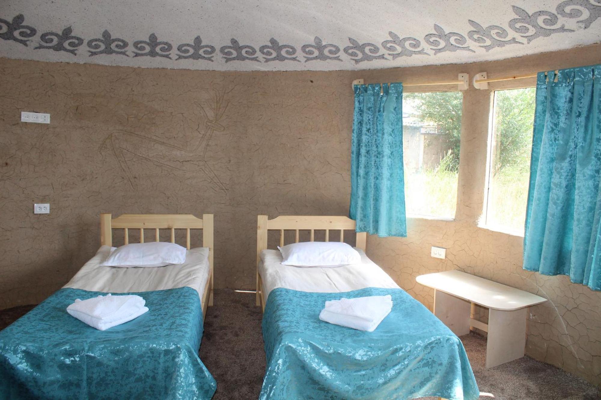 Guest House Emily Bokonbayevo Dış mekan fotoğraf