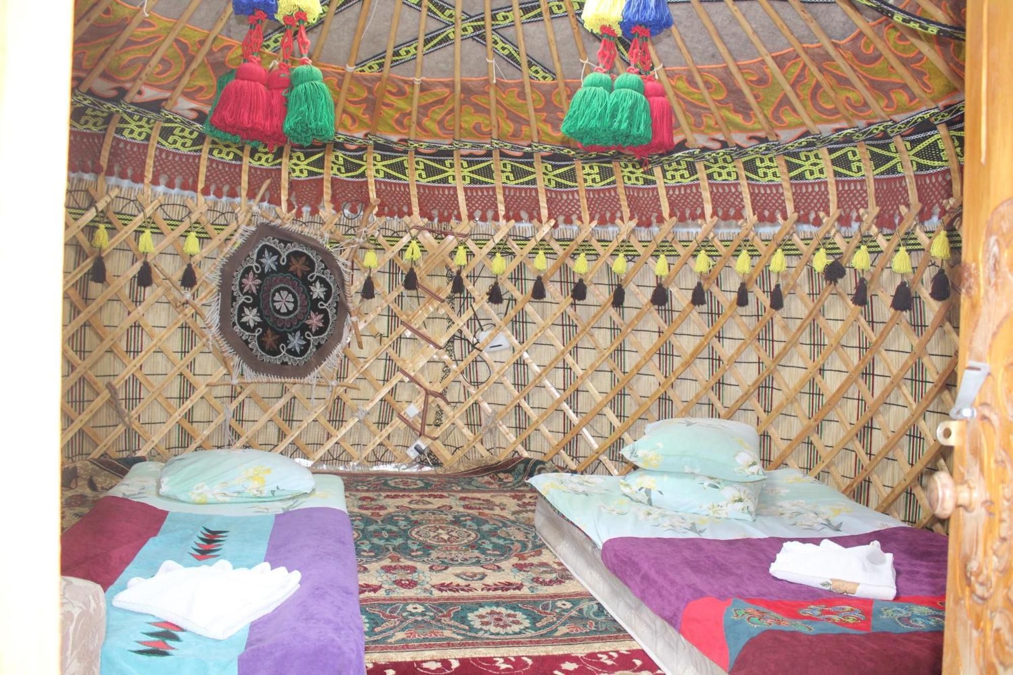 Guest House Emily Bokonbayevo Dış mekan fotoğraf